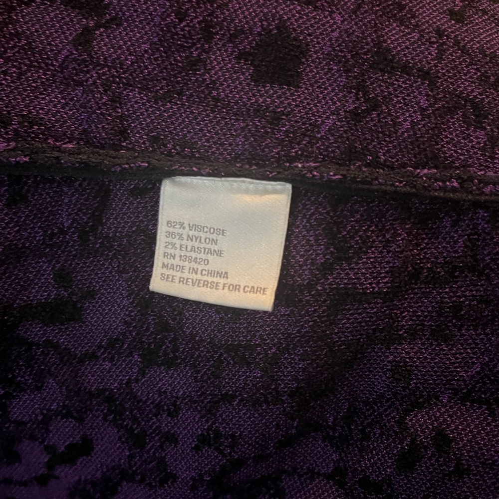Carlisle, purple and‎ black animal, print skirt, new without tags, size large - Picture 5 of 5